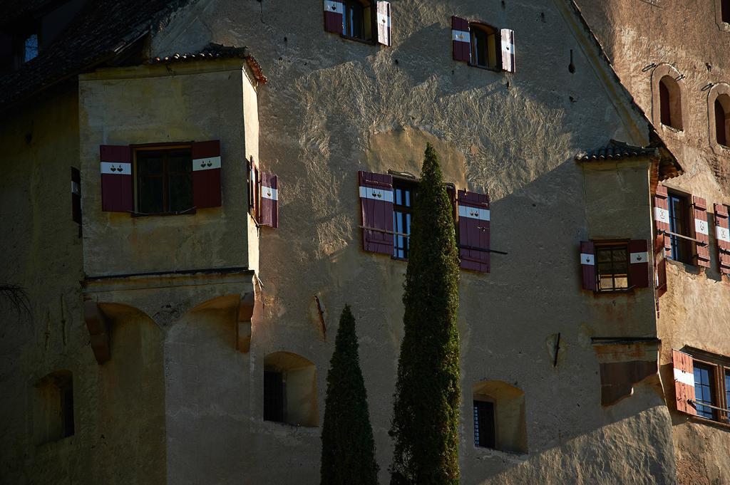 Schloss Englar 아피아노 술라 스트라다 델 비노 외부 사진